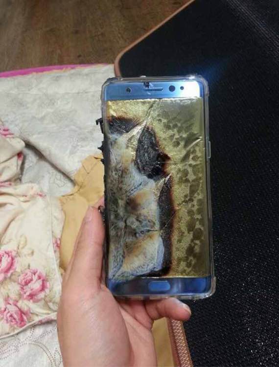 Samsung Galaxy Note 7 εκρήγνυται κατά τη διάρκεια φόρτισης